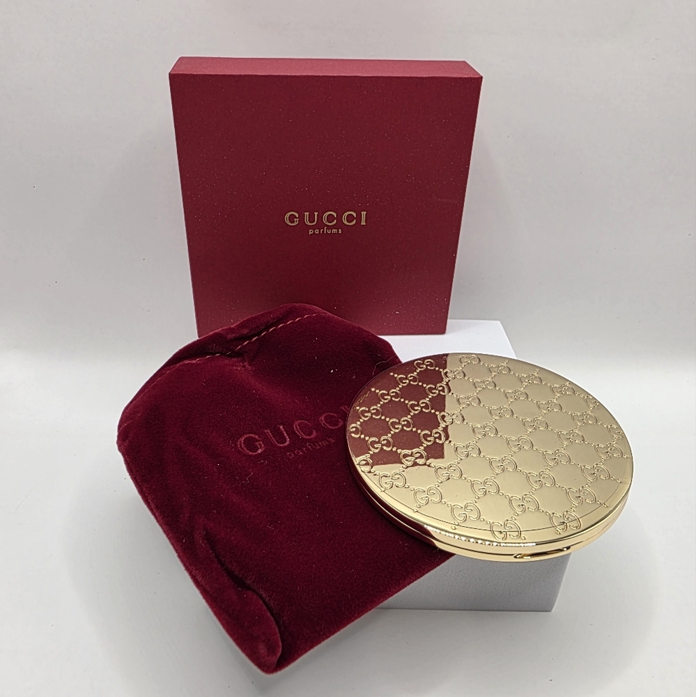 Gucci Gold Compact with Red Velvet Dust Bag & Giftbox